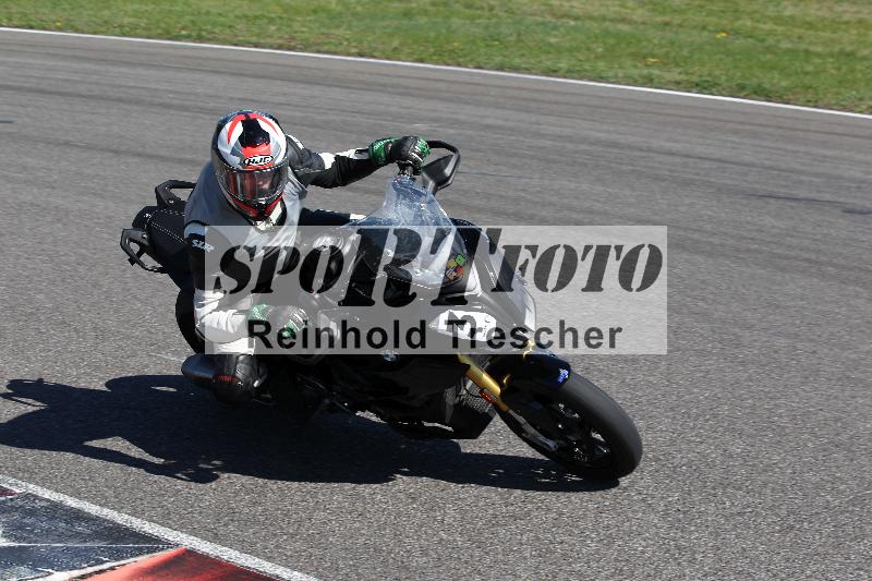 /Archiv-2022/07 16.04.2022 Speer Racing ADR/Instruktorengruppe/3-1